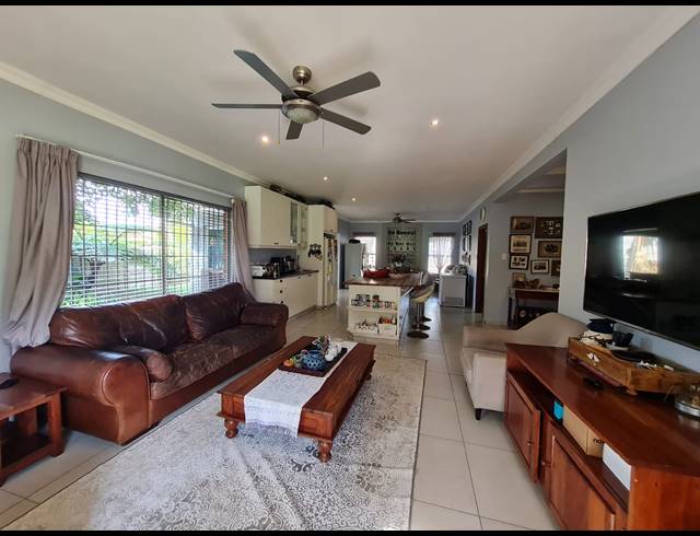 4 BEDROOM FREESTANDING FOR SALE IN MEER EN SEE